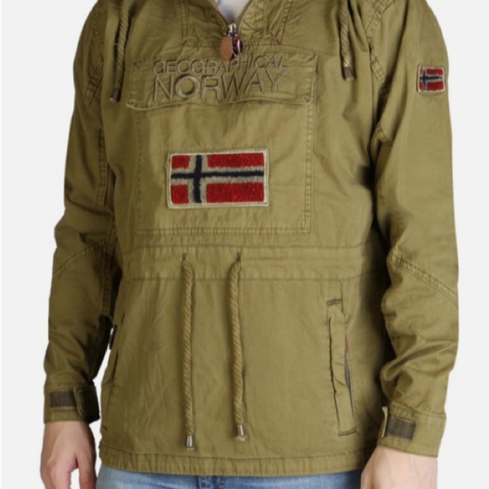 NEW WITH TAGS Geographical Norway Pullover
